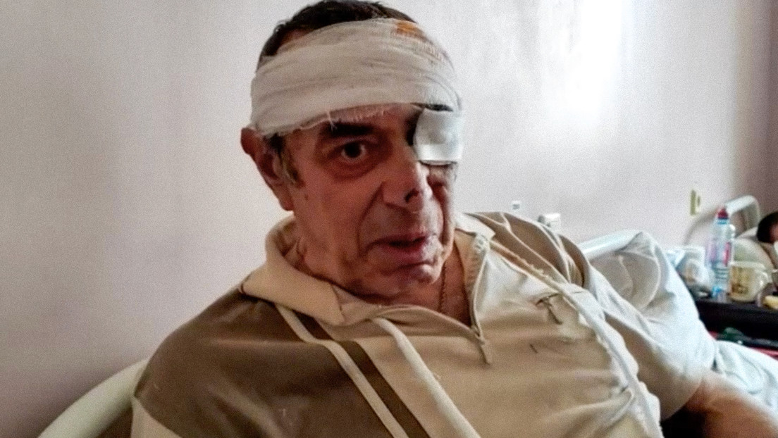 VIDEO: Un civil de Mariúpol herido de gravedad relata que militares ucranianos le mantenían como rehén