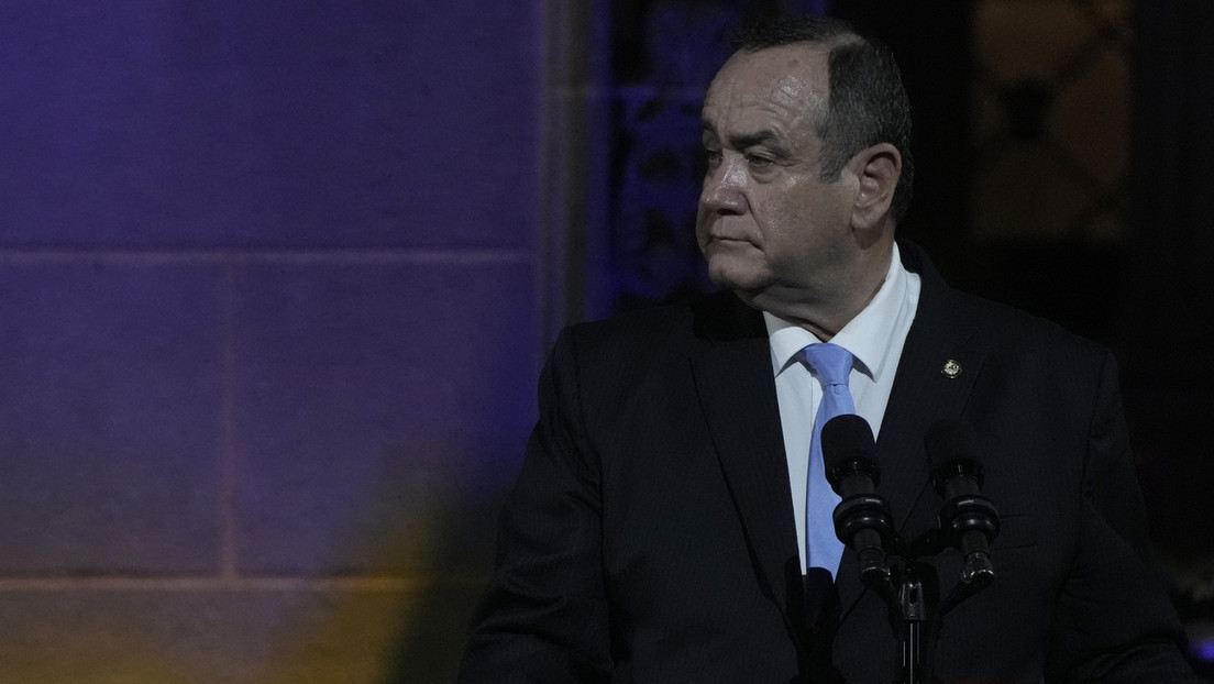 El presidente de Guatemala anuncia que no asistirá a la Cumbre de las Américas