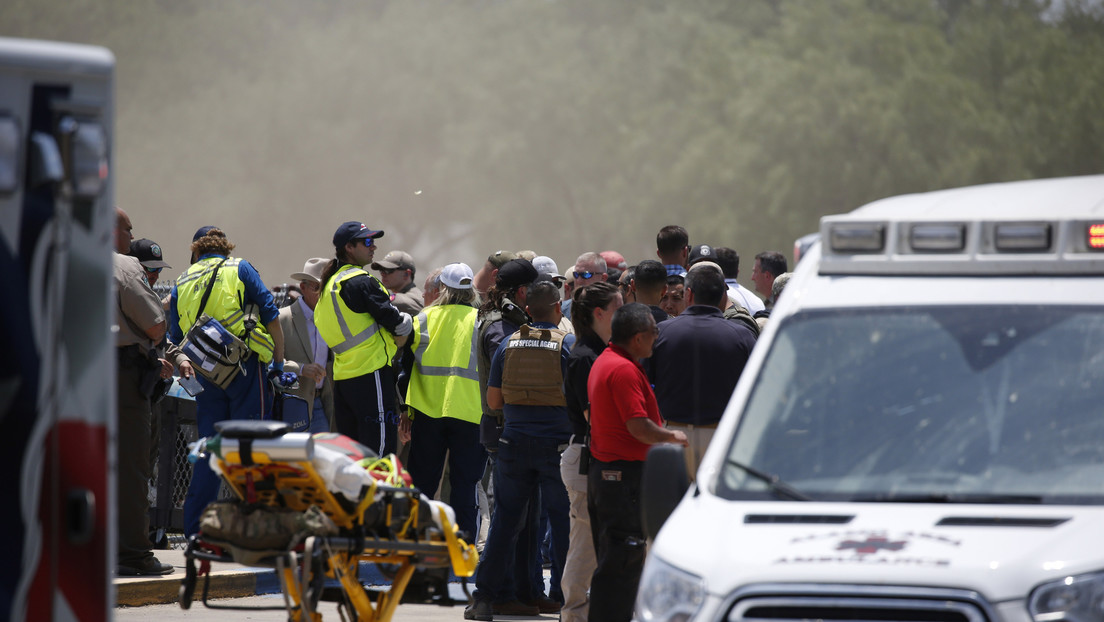 Al menos 19 niños y dos adultos mueren en un tiroteo en una escuela primaria en Texas