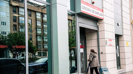 España cierra abril con la mayor cifra de ocupados de la historia y el menor paro desde 2008