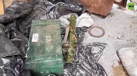 "Estábamos llenos de moretones, irreconocibles": un exprisionero del batallón Aidar regresa al sitio de su cautiverio y relata cómo lo torturaron