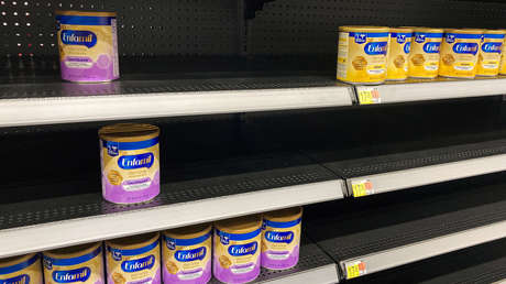 "Una crisis nacional": políticos denuncian en EE.UU. el silencio de la Casa Blanca ante la creciente escasez de fórmula para bebés