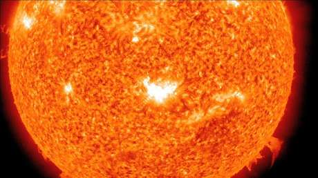 VIDEO: Captan una fuerte llamarada solar que provocó un apagón de radio en algunas zonas de la Tierra