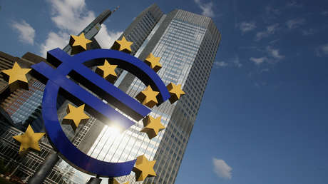 Advierten del riesgo asociado al vínculo entre el sector cripto y los bancos