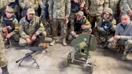 VIDEO: Militares ucranianos se quejan de que deben combatir con armas de la Primera y Segunda Guerra Mundial