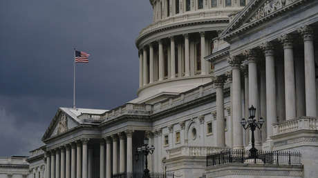 Congreso de EE.UU. pronostica que el país tendrá un déficit multimillonario en 10 años