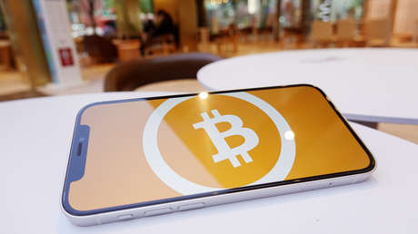 El valor del bitcóin se estanca por debajo de los 29.000 dólares mientras los índices bursátiles suben