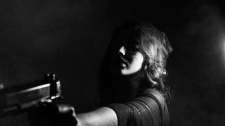 "Impidió una matanza": una mujer saca una pistola y mata a un hombre que abrió fuego en una fiesta en EE.UU.