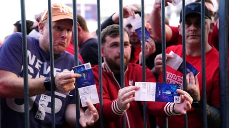 El Liverpool exige una disculpa de Francia, que culpó a sus hinchas "sin entradas" de causar los disturbios en la final de la Champions