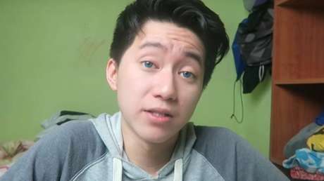 El Tribunal Supremo español prohíbe subir vídeos por 5 años a un 'youtuber' que dio galletas rellenas de pasta dental a un indigente