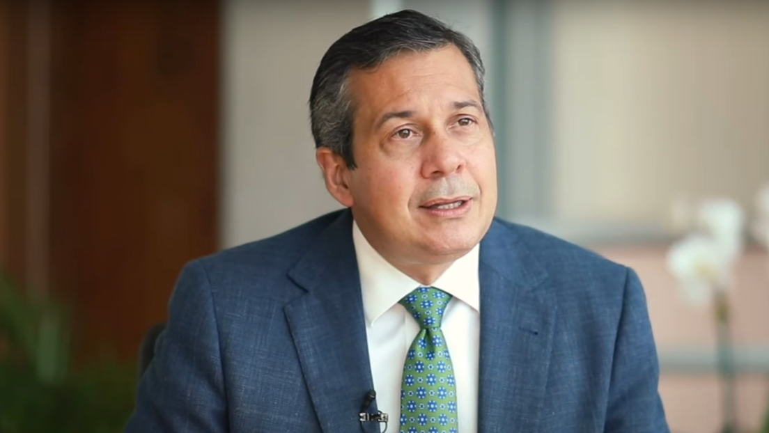 El ministro de Medio Ambiente de República Dominicana, Orlando Jorge Mera, es asesinado a balazos en su despacho por "un amigo de la infancia"