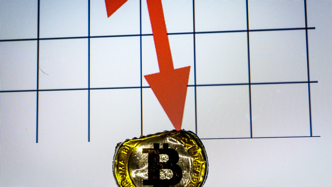 "Prepárate para perder todo tu dinero": El jefe del Banco de Inglaterra advierte a quienes invierten en criptomonedas