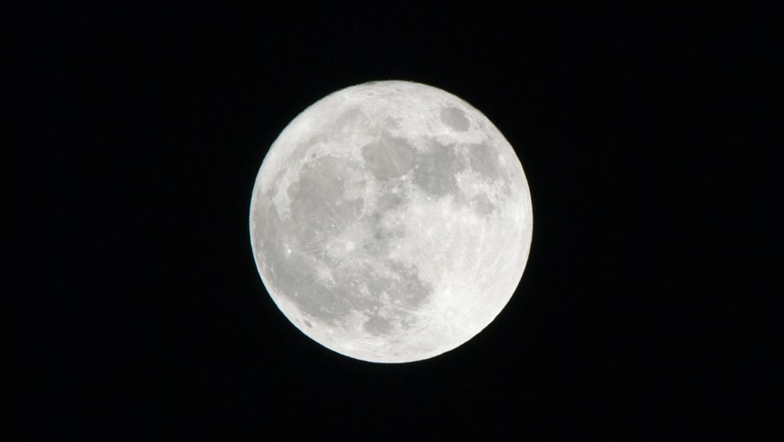 "Un primer paso": La NASA elige tres propuestas de diseño para instalar un futuro reactor nuclear en la Luna