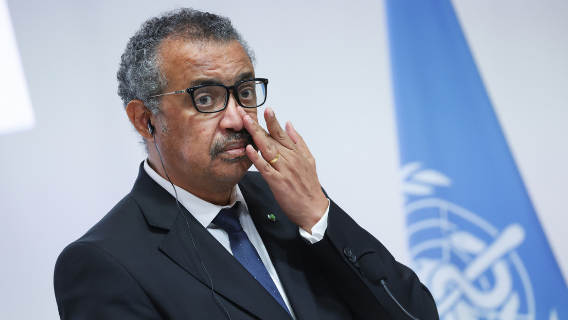 El jefe de la OMS dice estar "decepcionado" por la revocación en EE.UU. del derecho constitucional al aborto