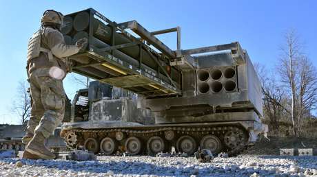 Reino Unido suministrará a Ucrania sistemas de cohetes de lanzamiento múltiple M270 de fabricación estadounidense