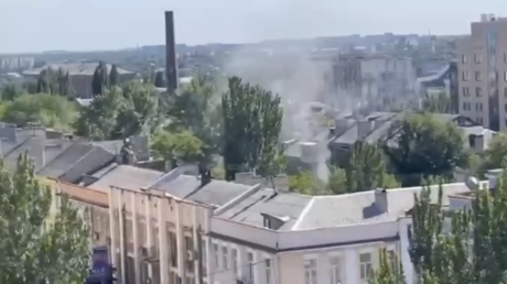 VIDEO: Ucrania ataca un barrio céntrico de Donetsk cerca de la Administración de la república
