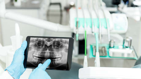 VIDEO: Una pareja destruye una clínica dental en Brasil tras afirmar que le colocaron un chip de rastreo a la mujer