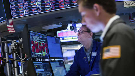 El director general de Morgan Stanley vaticina que hay 50 % de probabilidades de que EE.UU. caiga en recesión en medio de la caída de los mercados