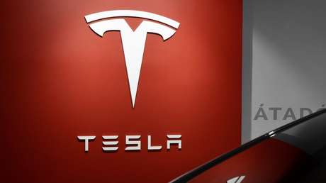 Exempleados de Tesla demandan a la empresa por "despidos masivos" sin notificación previa