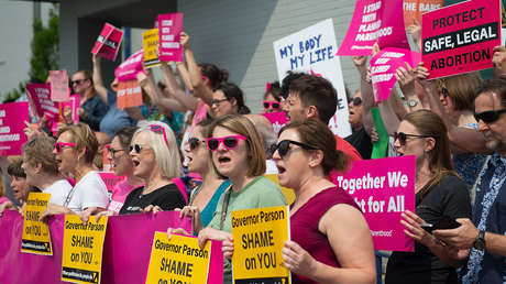 Misuri se convierte en el primer estado que prohíbe el aborto en EE.UU. tras el histórico fallo de la Corte Suprema