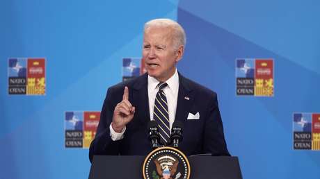 "Rusia, Rusia, Rusia, Rusia": Biden vuelve a culpar a Moscú por el aumento de precios de la gasolina y la crisis alimentaria (VIDEO)