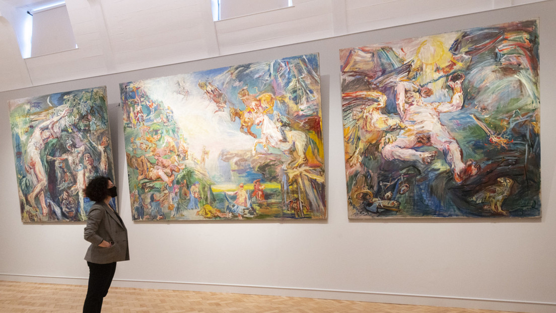 Dos activistas climáticos se pegan al 'Melocotonero en flor' de Van Gogh en una galería de Londres (FOTO, VIDEO)