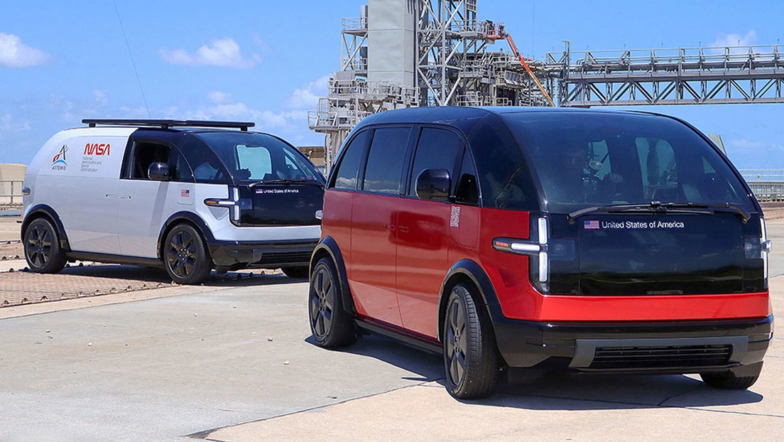 Muestran las primeras imágenes de los vehículos eléctricos que usará la NASA para su próxima misión lunar