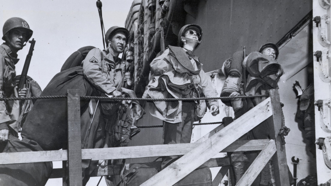 "Todo se fue al caño": Veterano de la Segunda Guerra Mundial de 100 años lamenta entre lágrimas que EE.UU. ya no es el país por el que luchó (VIDEO)