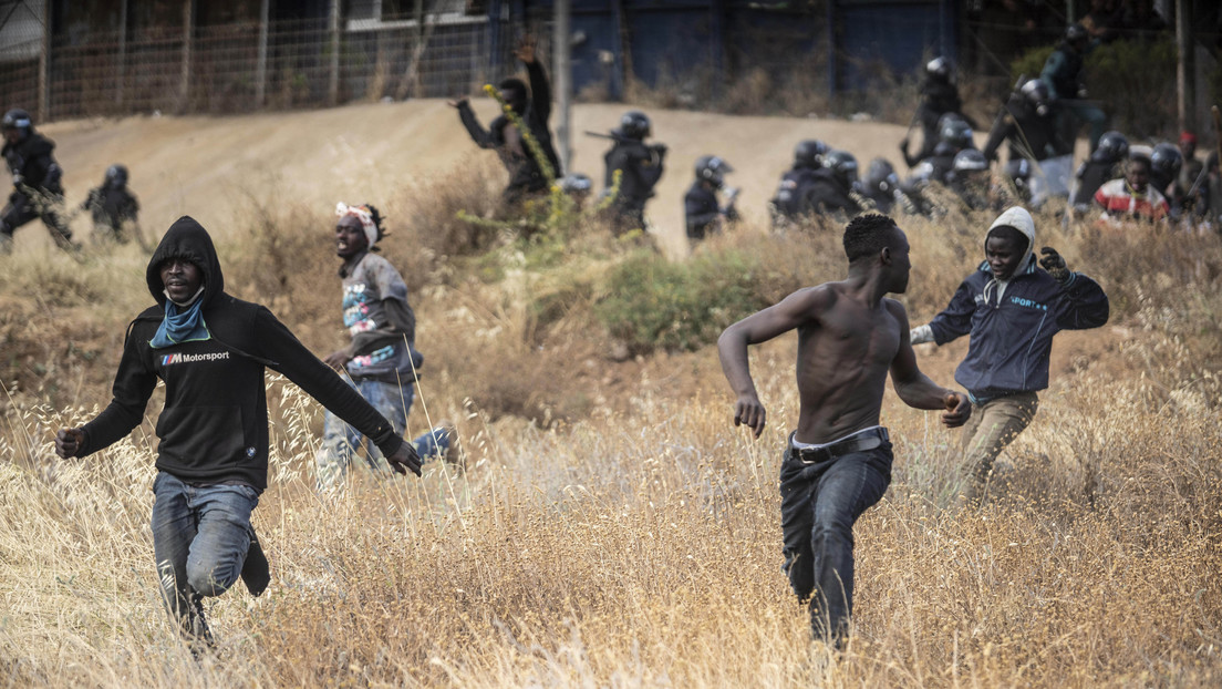Marruecos condena a 11 meses de prisión a 33 migrantes por el salto a la valla de Melilla que se saldó con al menos 23 muertos