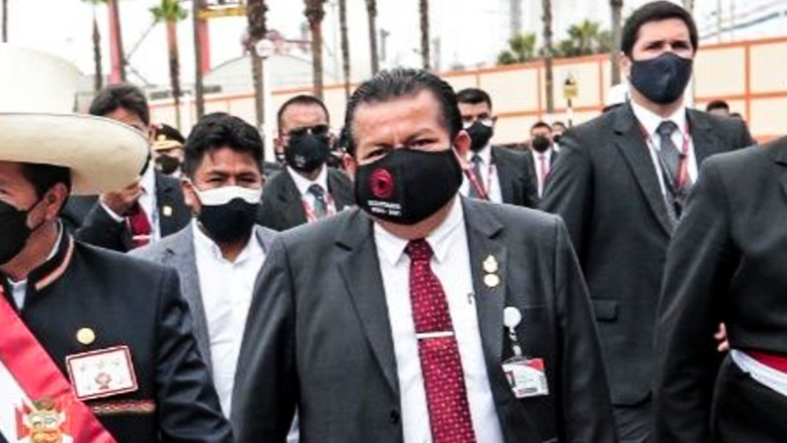 La Fiscalía de Perú confirma que Bruno Pacheco, exsecretario de Pedro Castillo, se entregó a la Justicia tras cuatro meses prófugo