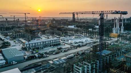 La refinería Olmeca del puerto Dos Bocas