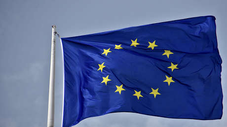 Bloomberg: La Comisión Europea congela un préstamo de más de 1.500 millones de dólares a Ucrania