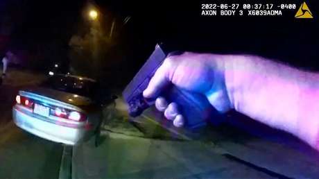 El afroamericano asesinado por ocho policías en Ohio recibió 46 disparos tras una persecución por una infracción de tránsito, revela la autopsia