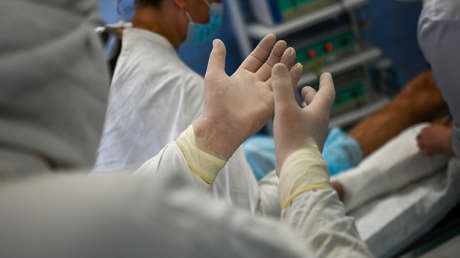 Un cirujano plástico apuñala e intenta quemar la casa de un colega suyo para ponerlo "fuera del camino" en un proceso judicial