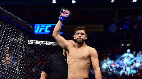 Yair 'El Pantera' Rodríguez vence en la estelar de la UFC  luego de que Brian Ortega se dislocara un hombro