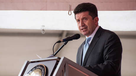 Molano califica de "terrorista" el atentado con explosivos contra un puesto de control de Policía en Antioquia y atribuye el ataque al Clan del Golfo