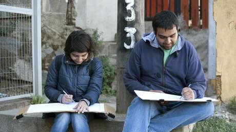 "Los endeudados no son personas millonarias": El demoledor informe sobre el modelo de crédito educativo que Boric quiere reformar en Chile