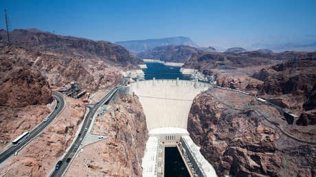 Un transformador se incendia en una central hidroeléctrica en EE.UU. (VIDEO)