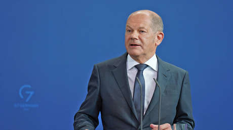 Los vecinos del canciller de Alemania encuentran documentos oficiales confidenciales en la basura (FOTO)