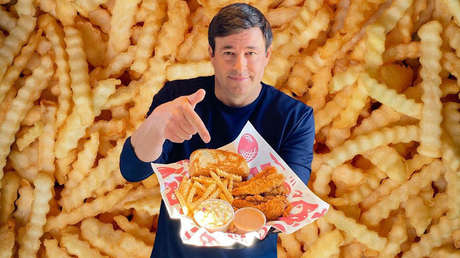 Un empresario gasta 100.000 dólares en boletos de lotería para repartir el multimillonario premio entre sus 50.000 empleados