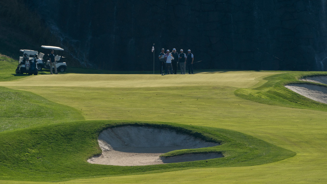 Trump habría enterrado a su primera esposa en su campo de golf para evadir impuestos