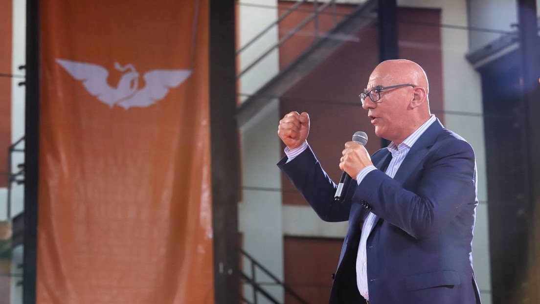 Ni con la derecha ni con López Obrador: qué busca (y ofrece) la 'tercera vía' en México