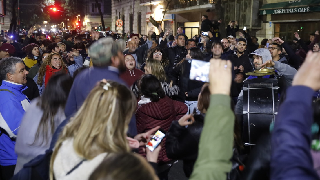 La Justicia argentina ordena al Gobierno de la ciudad de Buenos Aires cesar el operativo policial en la casa de Cristina Kirchner