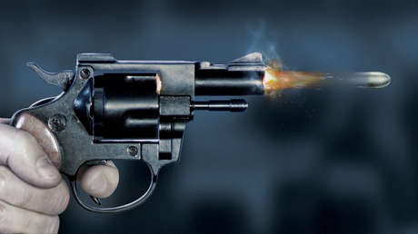 Un hombre muere por la misma bala que disparó a una mujer en el cuello en EE.UU.