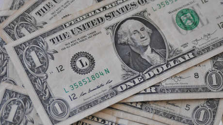 Cuba fija la nueva tasa de cambio oficial de compra de divisas a la población en 120 pesos por dólar