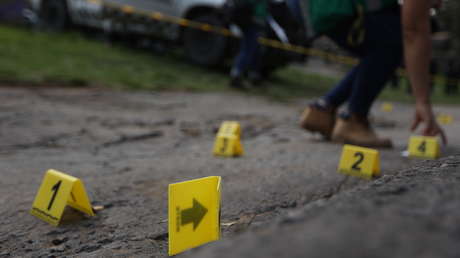 Encuentran 11 cuerpos en una huerta de aguacates en México