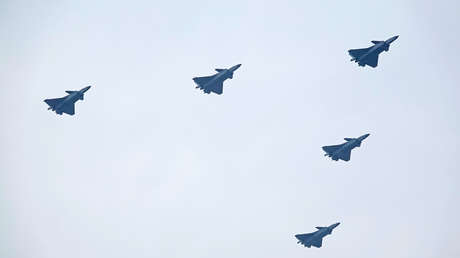 Japón pide la "cancelación inmediata" de los ejercicios militares chinos