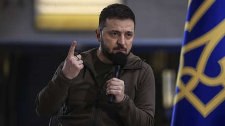 Zelenski acusa a la UE de retener deliberadamente más de 8.000 millones de dólares de ayuda prometida a Ucrania