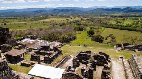Sugieren que los mayas usaban cenizas de sus gobernantes para hacer pelotas de hule