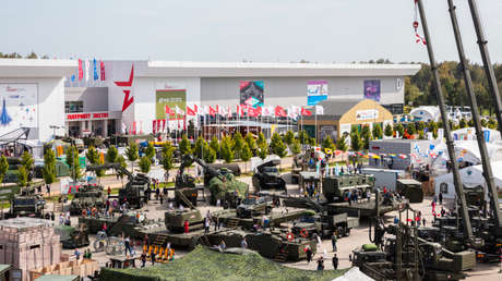 Vehículos robóticos de combate, drones y un exoesqueleto: la exposición militar rusa 'Army-2022' despliega sus mejores armas
